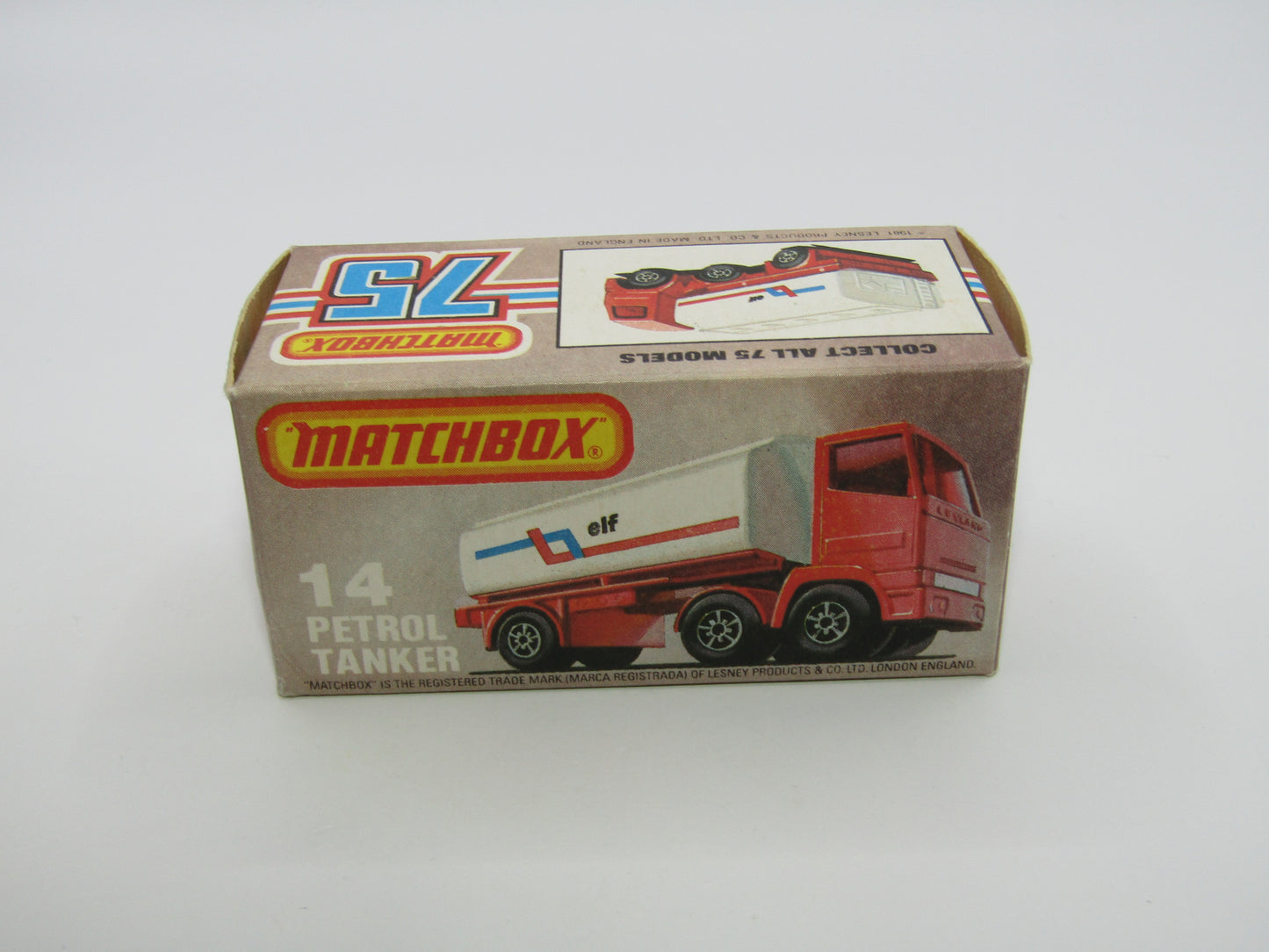 Matchbox Superfast 14D Leyland Articulated Tanker CREAM No 30 Base