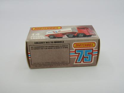Matchbox Superfast 14D Leyland Articulated Tanker CREAM No 30 Base