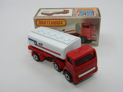 Matchbox Superfast 14D Leyland Articulated Tanker Dark Blue & Red Tampo