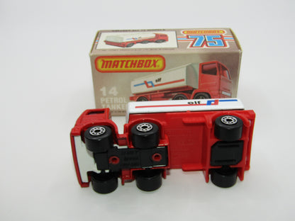 Matchbox Superfast 14D Leyland Articulated Tanker Dark Blue & Red Tampo