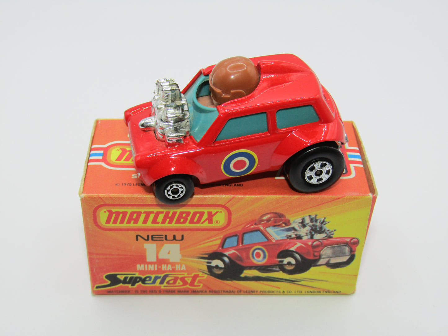 Matchbox Superfast No 14B Mini Ha-Ha Flesh Coloured Driver, Light Brown Helmet, 4 Colour Label, GREEN Windows