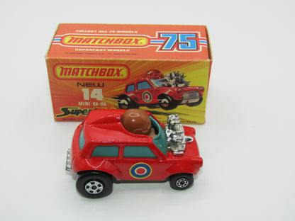 Matchbox Superfast No 14B Mini Ha-Ha Flesh Coloured Driver, Light Brown Helmet, 4 Colour Label, GREEN Windows