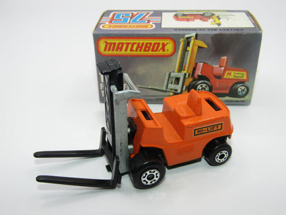 Matchbox Superfast 15B Fork Lift Truck 5 CROWN Front Wheels Charcoal Base