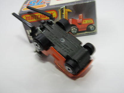 Matchbox Superfast 15B Fork Lift Truck 5 CROWN Front Wheels Charcoal Base