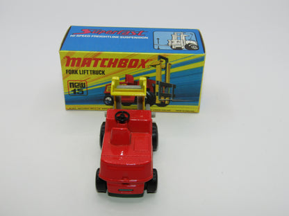 Matchbox Superfast 15B Fork Lift Truck Red SEA GREEN Base
