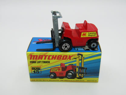 Matchbox Superfast 15B Fork Lift Truck Red BLACK Forks, Unpainted Base
