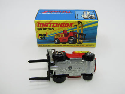 Matchbox Superfast 15B Fork Lift Truck Red BLACK Forks, Unpainted Base