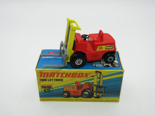 Matchbox Superfast 15B Fork Lift Truck Spriro Front, DOT DASH Rear Wheels
