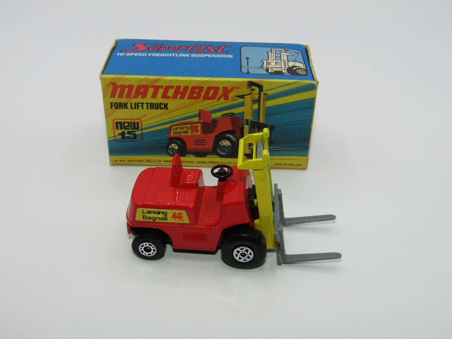 Matchbox Superfast 15B Fork Lift Truck Spriro Front, DOT DASH Rear Wheels