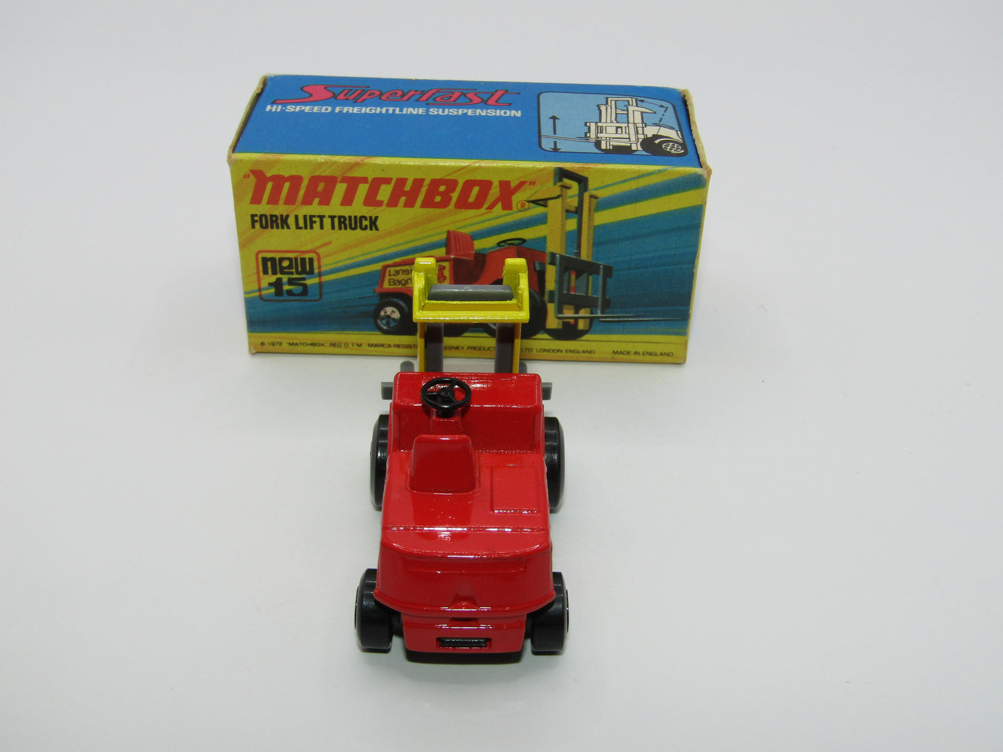 Matchbox Superfast 15B Fork Lift Truck Spriro Front, DOT DASH Rear Wheels