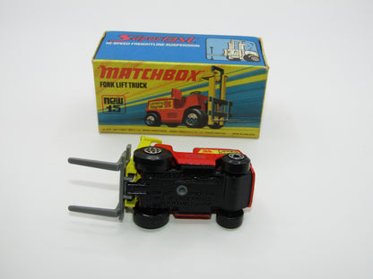 Matchbox Superfast 15B Fork Lift Truck Spriro Front, DOT DASH Rear Wheels