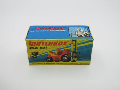 Matchbox Superfast 15B Fork Lift Truck Spriro Front, DOT DASH Rear Wheels