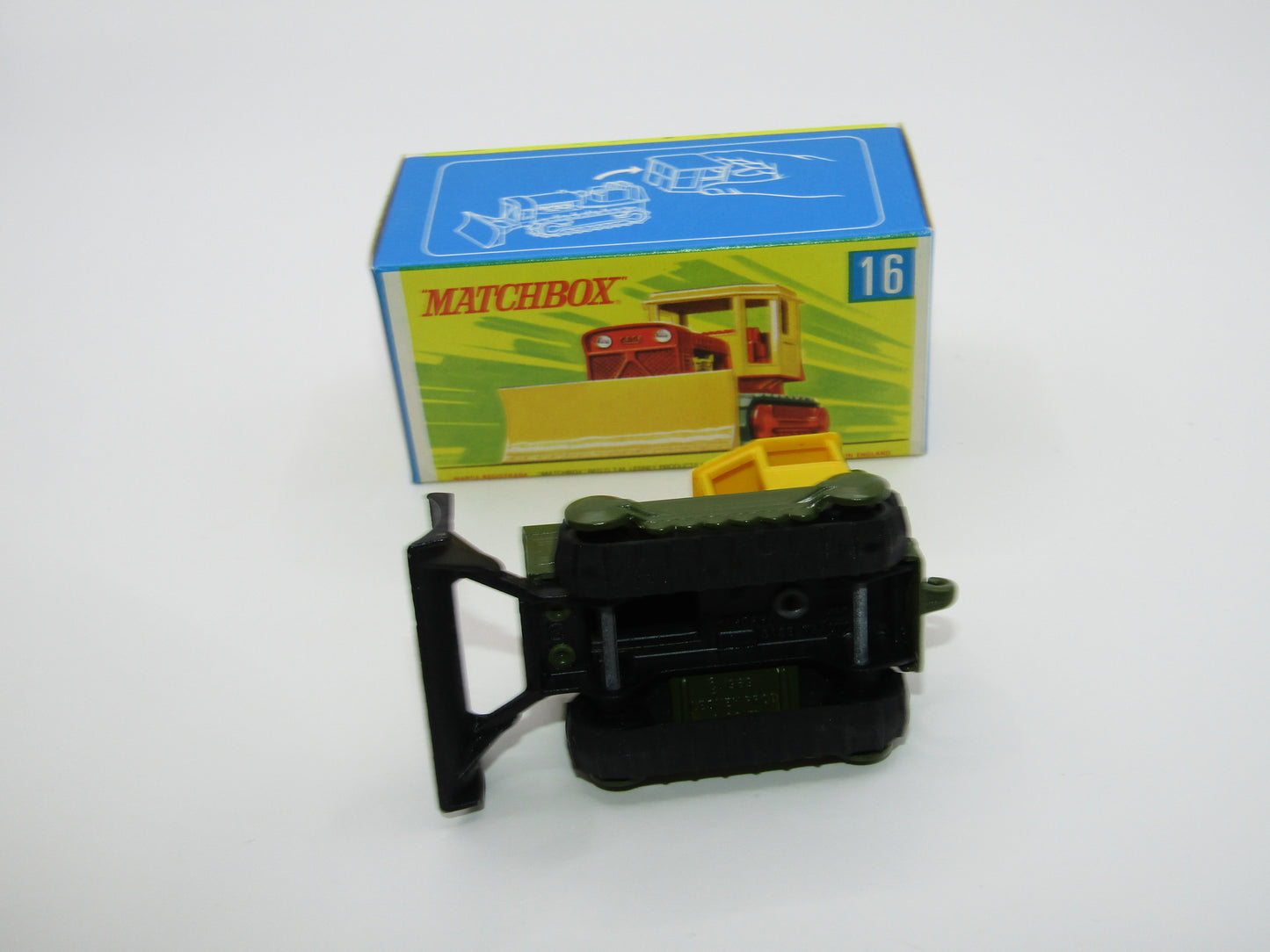 Matchbox Superfast 16A Case Tractor Olive Yellow Roof G Box