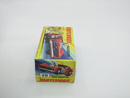 Matchbox Superfast 19B Road Dragster SCORPION & SILVER PAINTED BASE