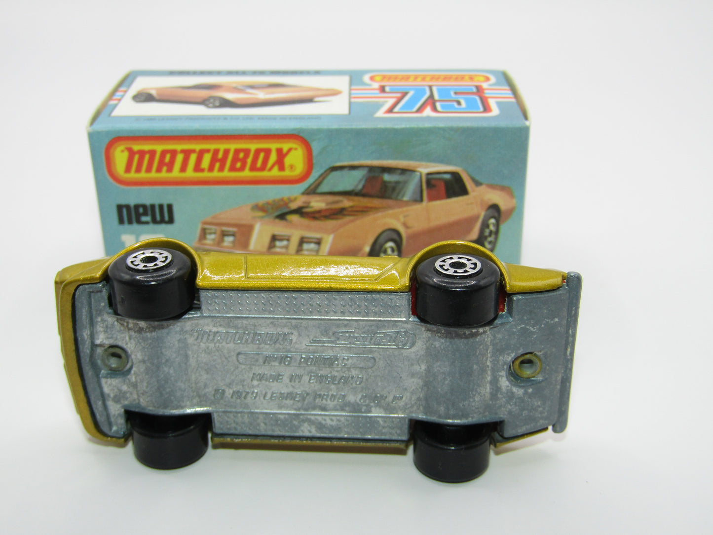 Matchbox Superfast No 16B Pontiac Gold Eagle Label, 5 ARCH Wheels