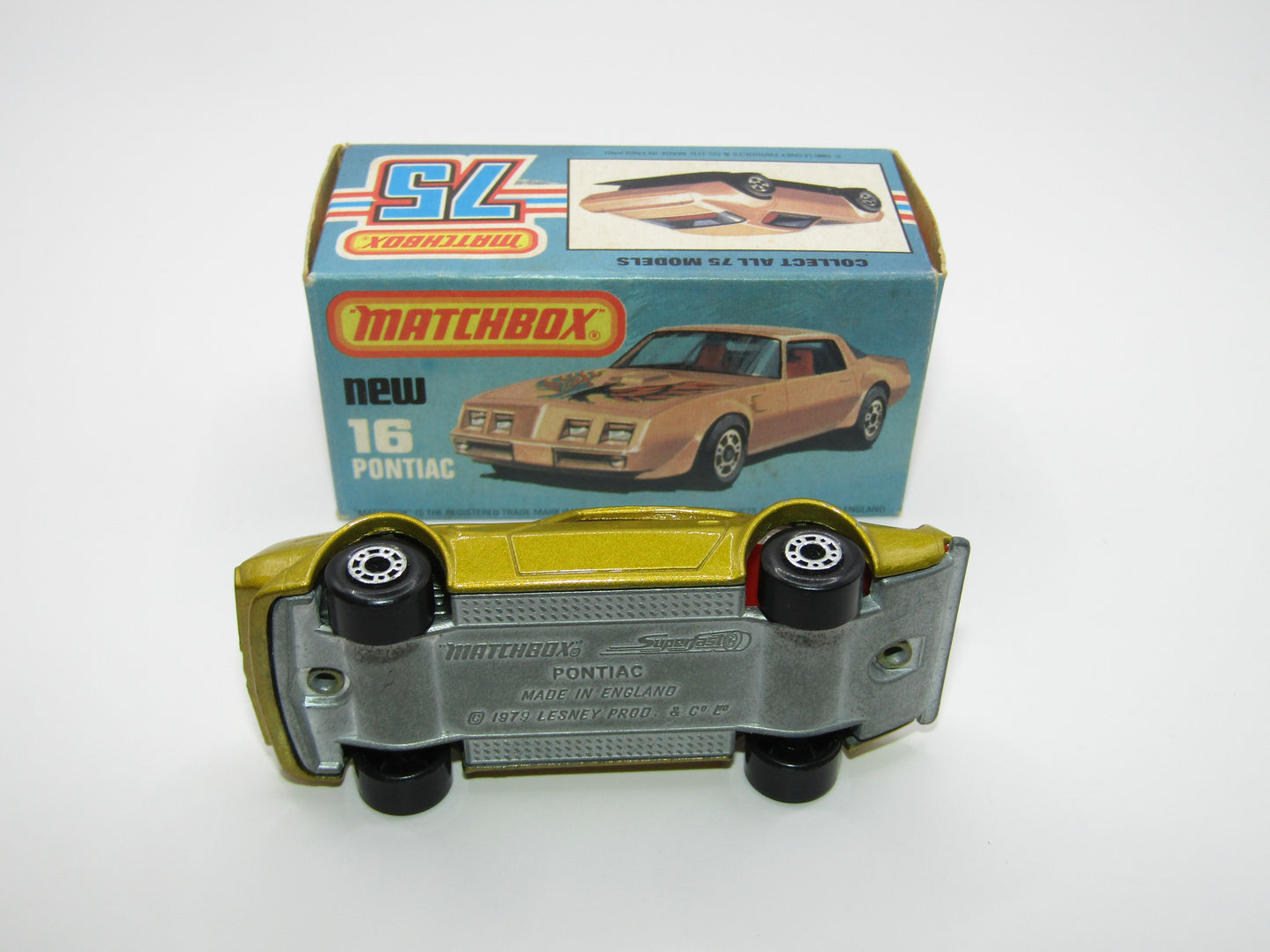 Matchbox Superfast No 16B Pontiac Gold Eagle TAMPO,  Dot Dash Wheels