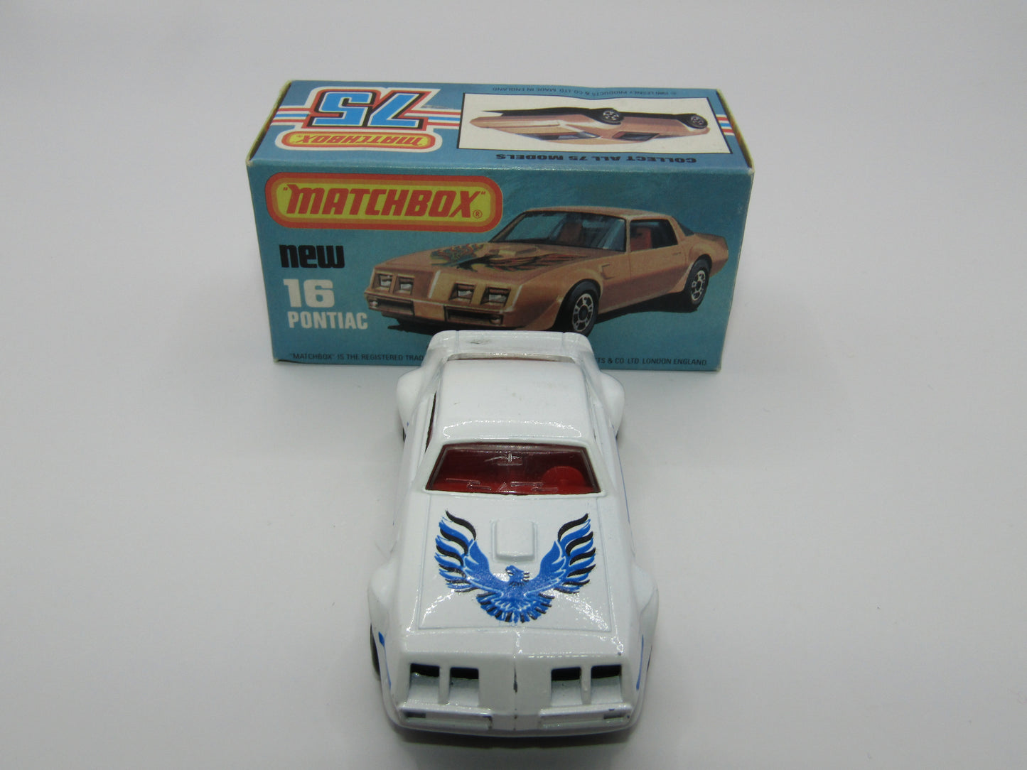 Matchbox Superfast No 16B Pontiac White, Unpainted Raised Cast Base, Dot Dash Wheels