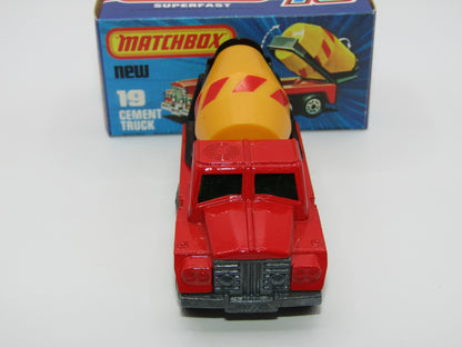 Matchbox Superfast No 19C Cement Truck 4 RUNG LADDER - Box Matcher