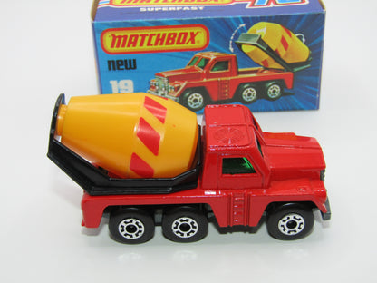 Matchbox Superfast No 19C Cement Truck 4 RUNG LADDER - Box Matcher