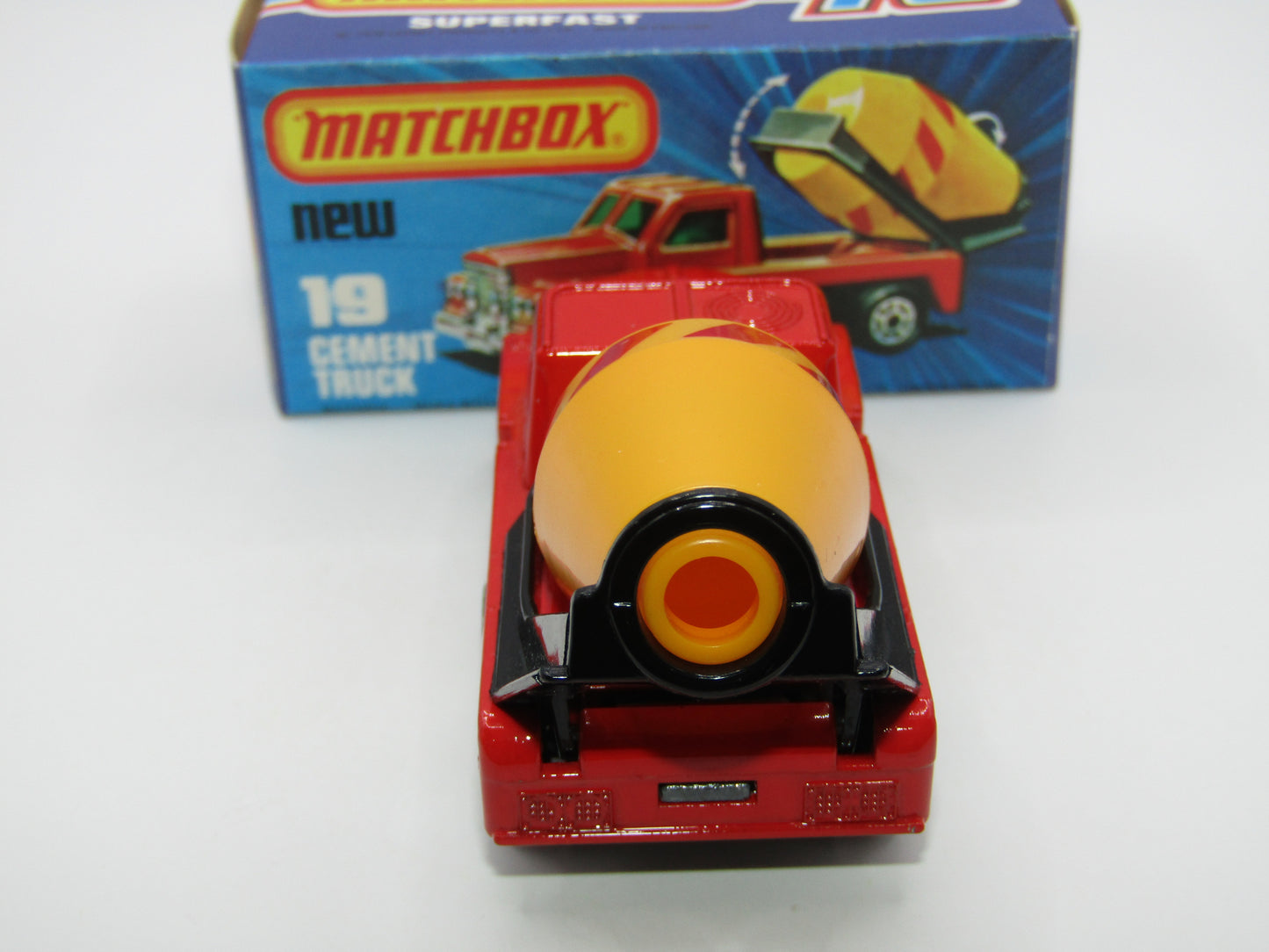 Matchbox Superfast No 19C Cement Truck 4 RUNG LADDER - Box Matcher