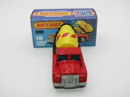 Matchbox Superfast No 19C Cement Truck - BLUE WINDOWS Lemon Barrel