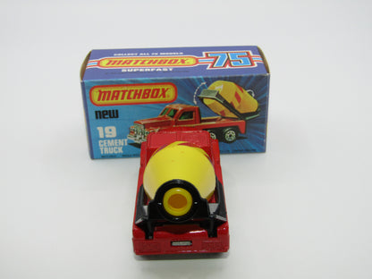 Matchbox Superfast No 19C Cement Truck - BLUE WINDOWS Lemon Barrel
