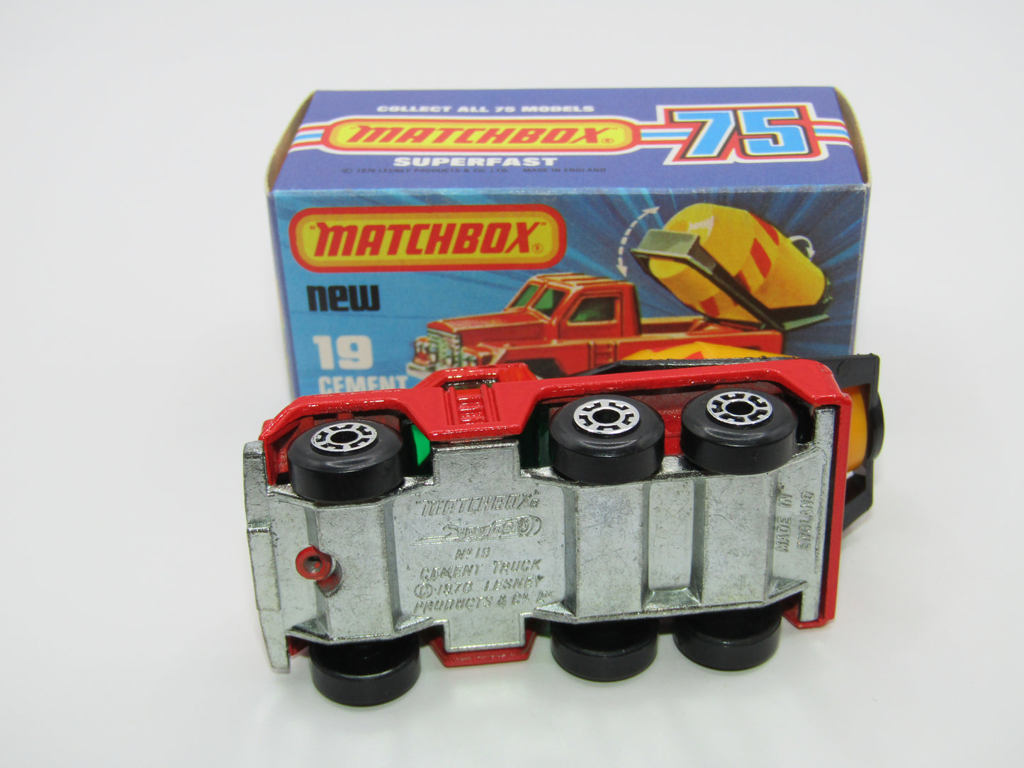 Matchbox Superfast No 19C Cement Truck - REVERSED Barrel Stripe