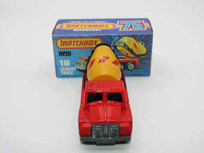 Matchbox Superfast No 19C Cement Truck - NO WINDOWS Fitted
