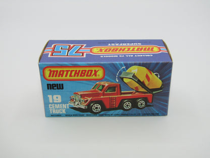 Matchbox Superfast No 19C Cement Truck - NO WINDOWS Fitted