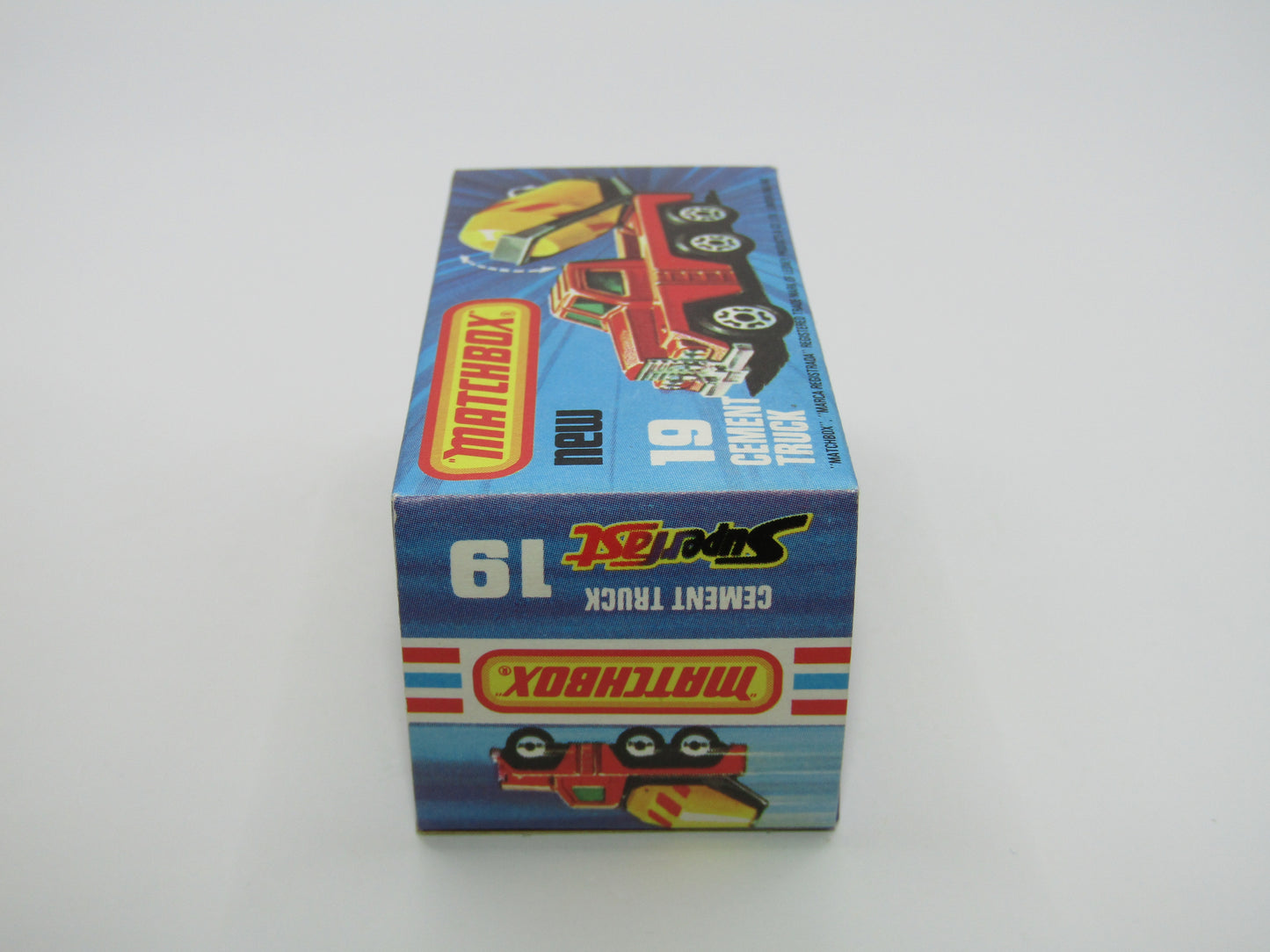 Matchbox Superfast No 19C Cement Truck - NO WINDOWS Fitted