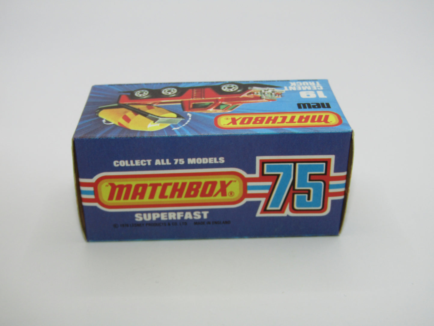 Matchbox Superfast No 19C Cement Truck - NO WINDOWS Fitted