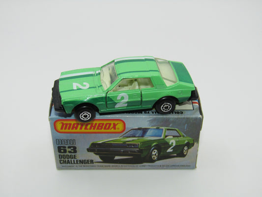 Matchbox Superfast No 63D Dodge Challenger, WHITE Interior, MALTESE Cross Wheels , USA Picture Box