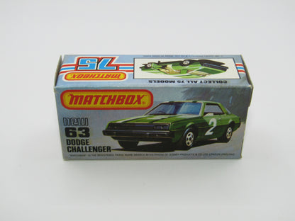 Matchbox Superfast No 63D Dodge Challenger, WHITE Interior, MALTESE Cross Wheels , USA Picture Box