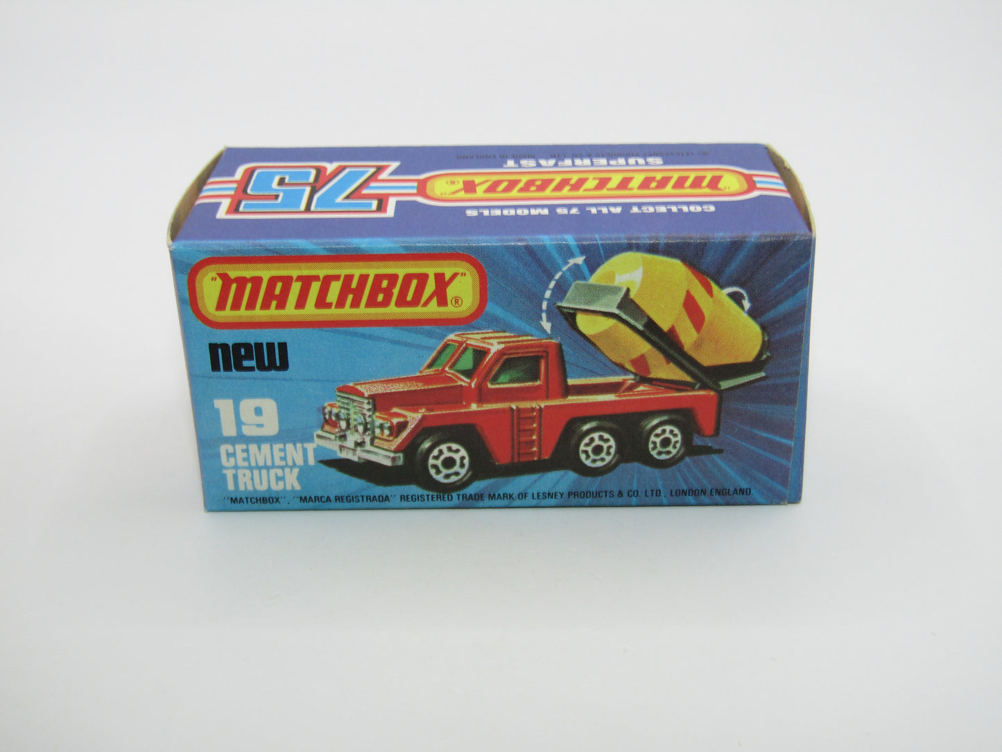 Matchbox Superfast No 19C Cement Truck PURPLE Windows LEMON Barrel