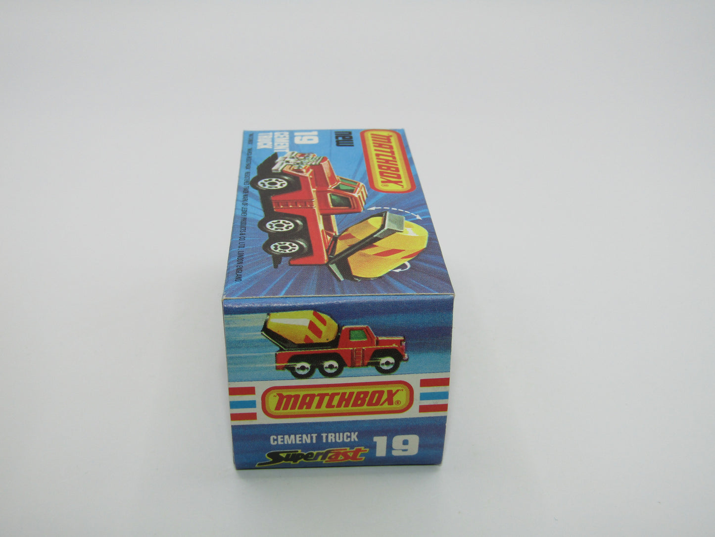 Matchbox Superfast No 19C Cement Truck PURPLE Windows LEMON Barrel