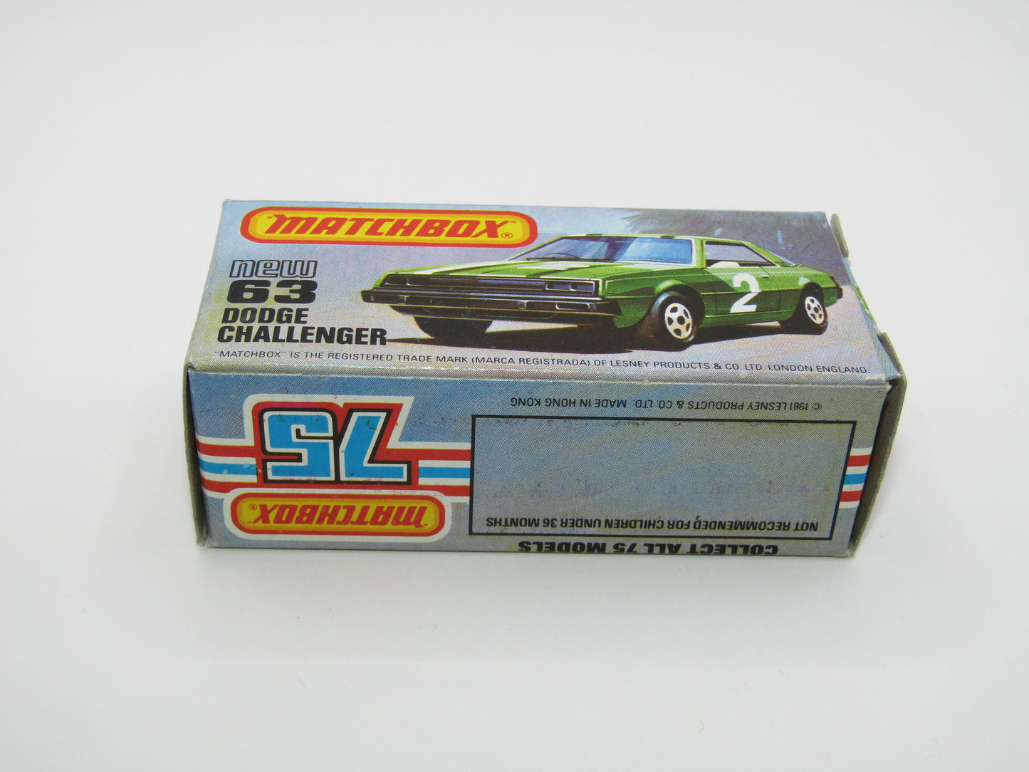 Matchbox Superfast No 63D Dodge Challenger, WHITE Interior, MALTESE Cross Wheels , USA Picture Box