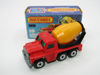 Matchbox Superfast No 19C Cement Truck Plain Barrel - No Stripes