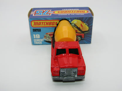 Matchbox Superfast No 19C Cement Truck Plain Barrel - No Stripes
