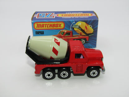 Matchbox Superfast No 19C Cement Truck PURPLE Windows GREY Barrel