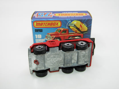 Matchbox Superfast No 19C Cement Truck PURPLE Windows GREY Barrel