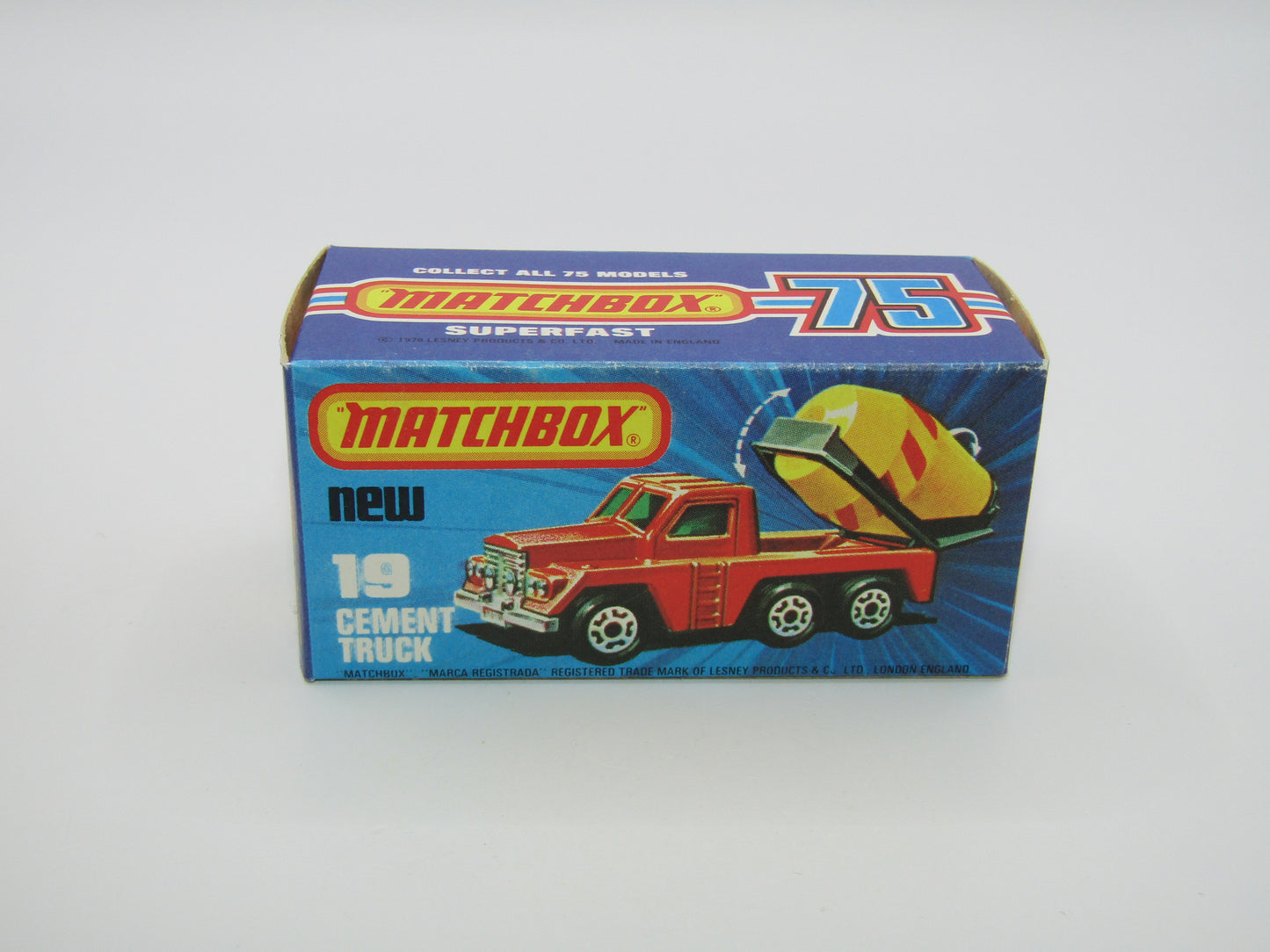 Matchbox Superfast No 19C Cement Truck PURPLE Windows GREY Barrel