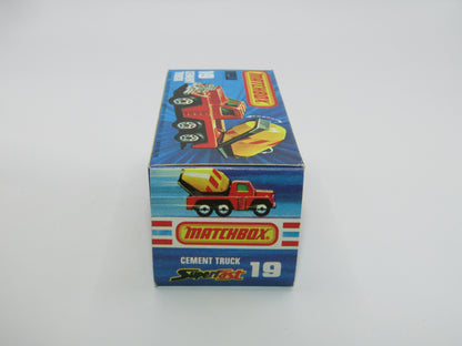 Matchbox Superfast No 19C Cement Truck PURPLE Windows GREY Barrel