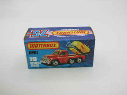 Matchbox Superfast No 19C Cement Truck Red BLACK Stripes on Barrel