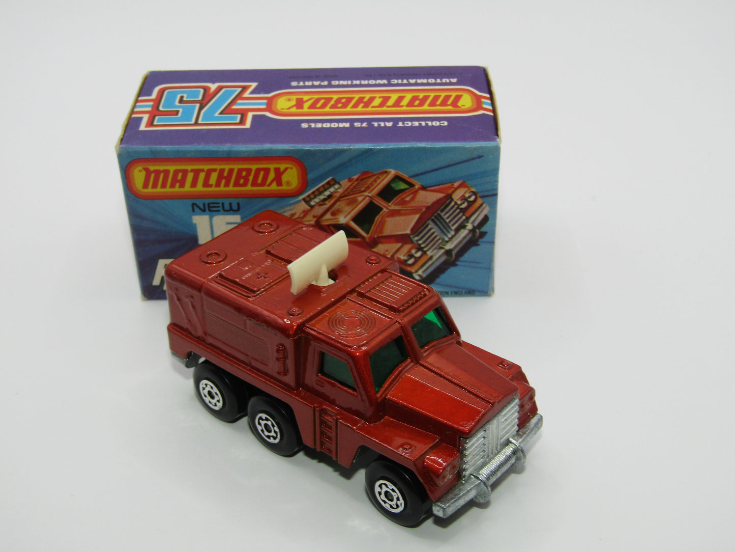 Matchbox Superfast No 16A Badger, Medium Bronze, IVORY Radar, Unpainted Base