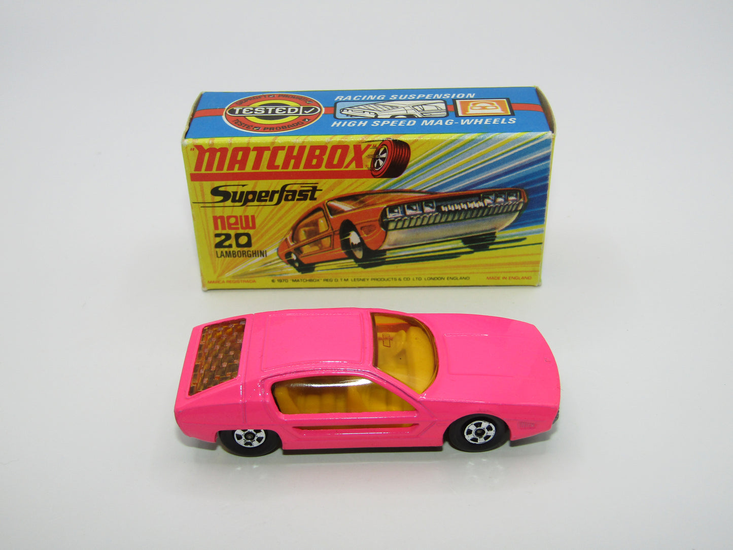 Matchbox Superfast No 20A Lamborghini Marzal HOT PINK Narrow Wheels