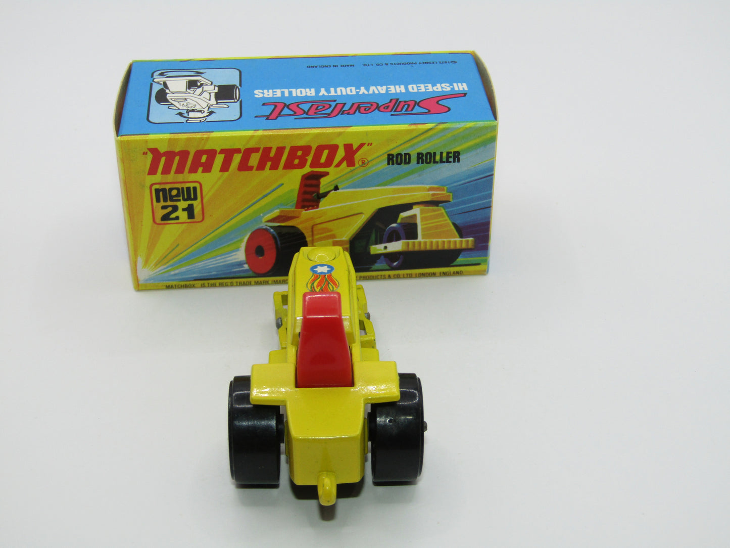 Matchbox Superfast No 21 Rod Roller - BLACK BASE Flames Label