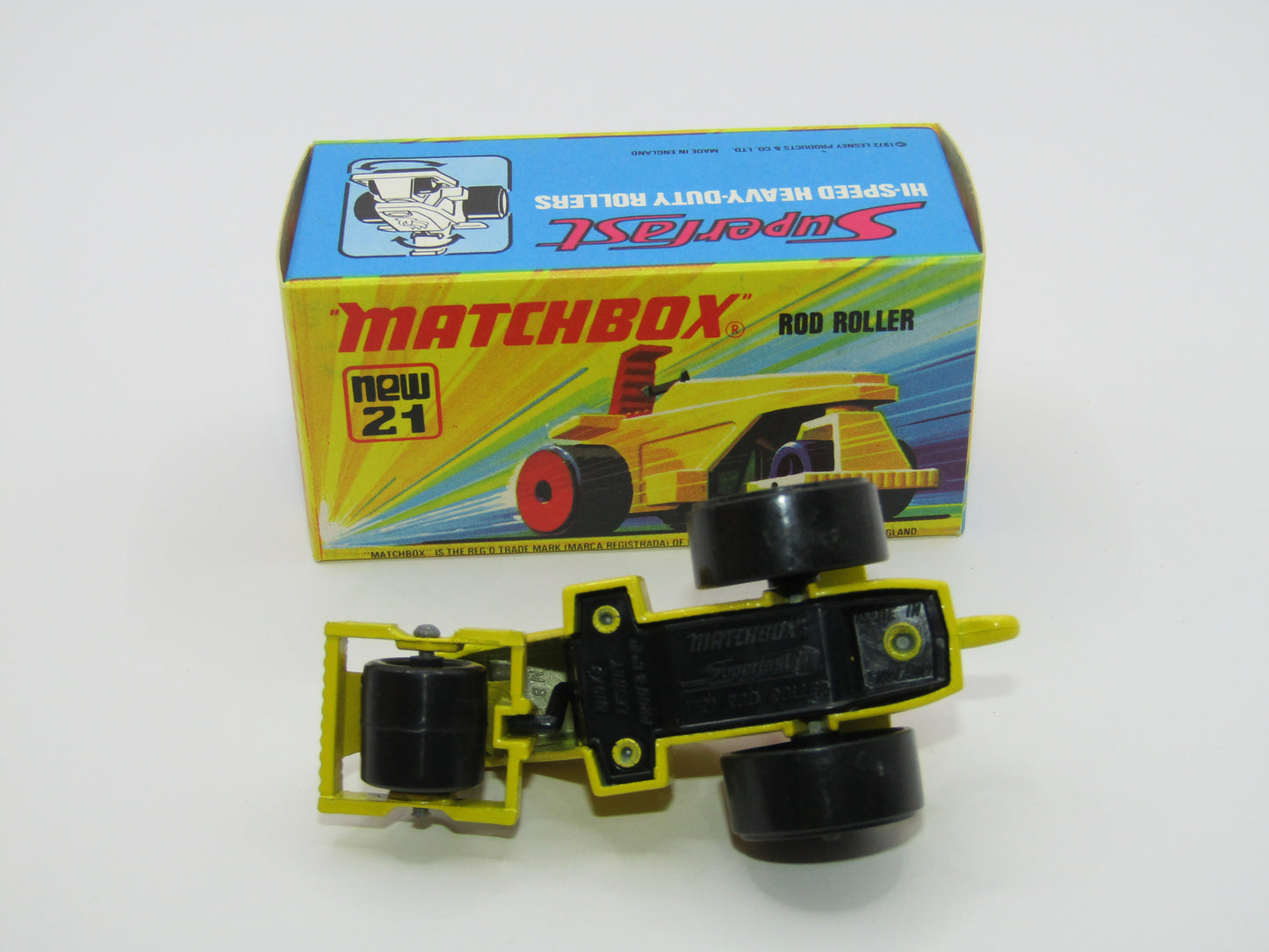 Matchbox Superfast No 21 Rod Roller - BLACK BASE Flames Label