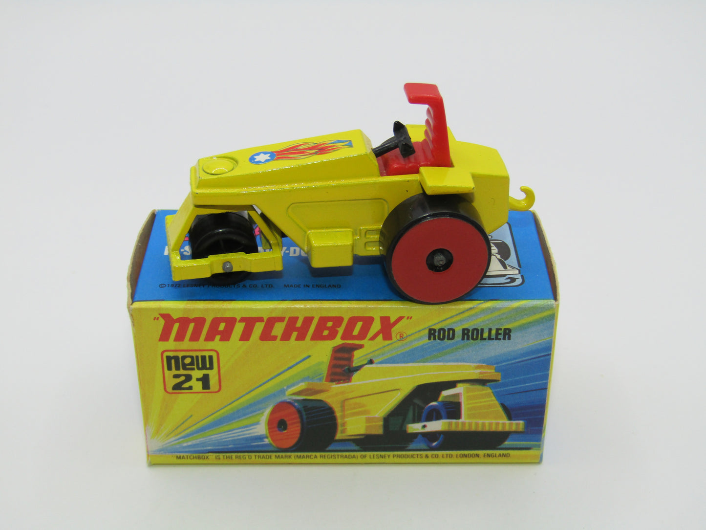 Matchbox Superfast No 21 Rod Roller - SOLID RED Wheel Hubs
