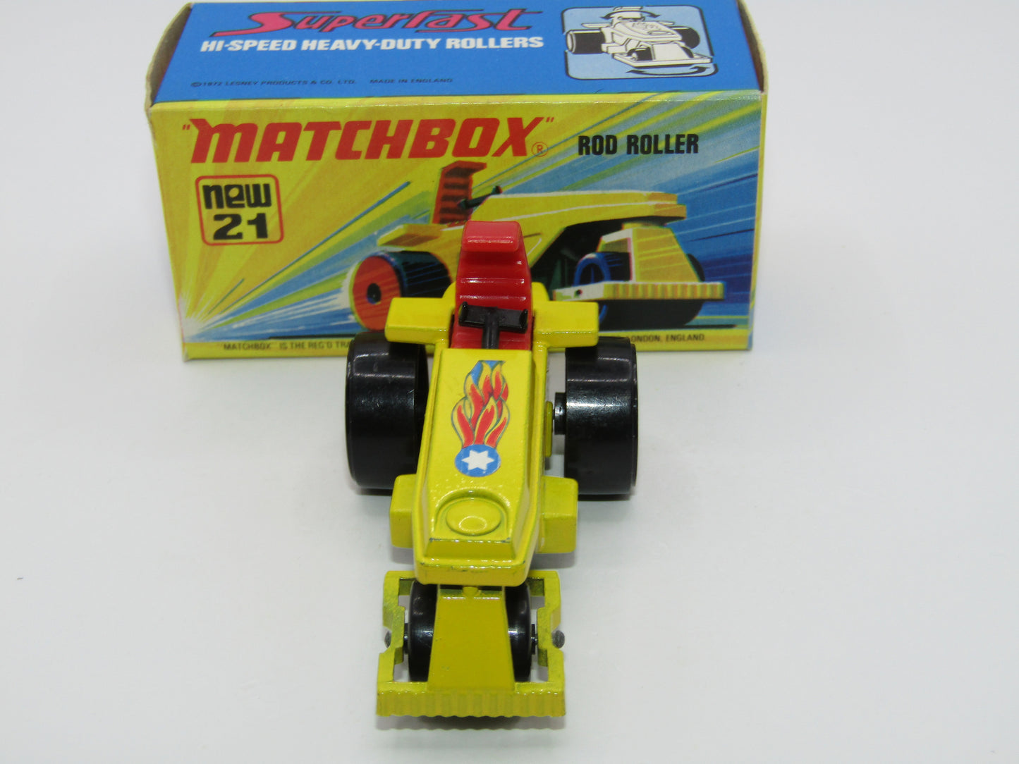 Matchbox Superfast No 21 Rod Roller - SOLID RED Wheel Hubs