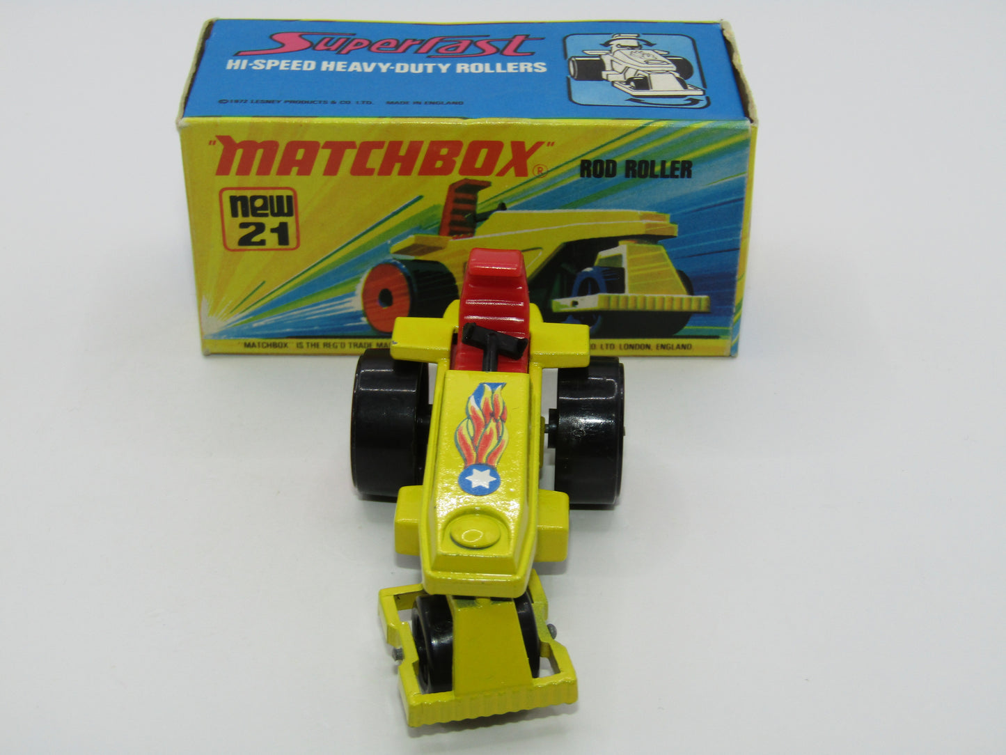 Matchbox Superfast No 21 Rod Roller - METALLIC RED Wheel Hubs